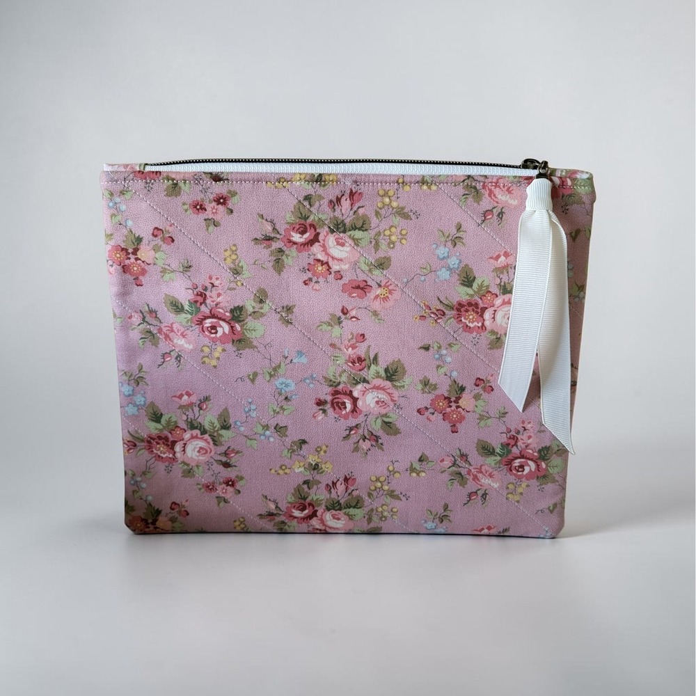 Handmade Pink Floral Quilted Cosmetic Toiletry Travel Bag Zipper Pouch Girl Gift
